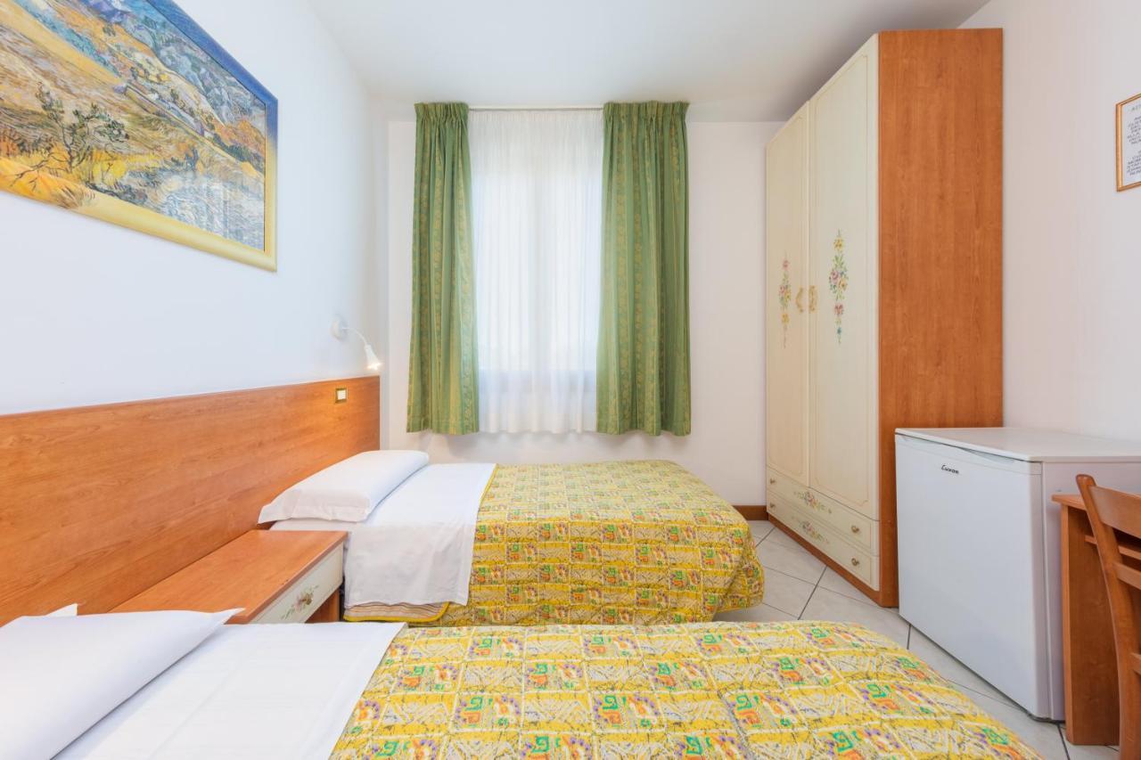 B&B New Aurora Venice Marghera Exterior photo