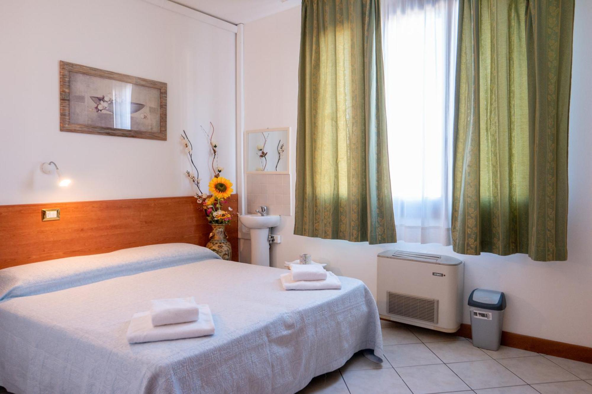 B&B New Aurora Venice Marghera Exterior photo