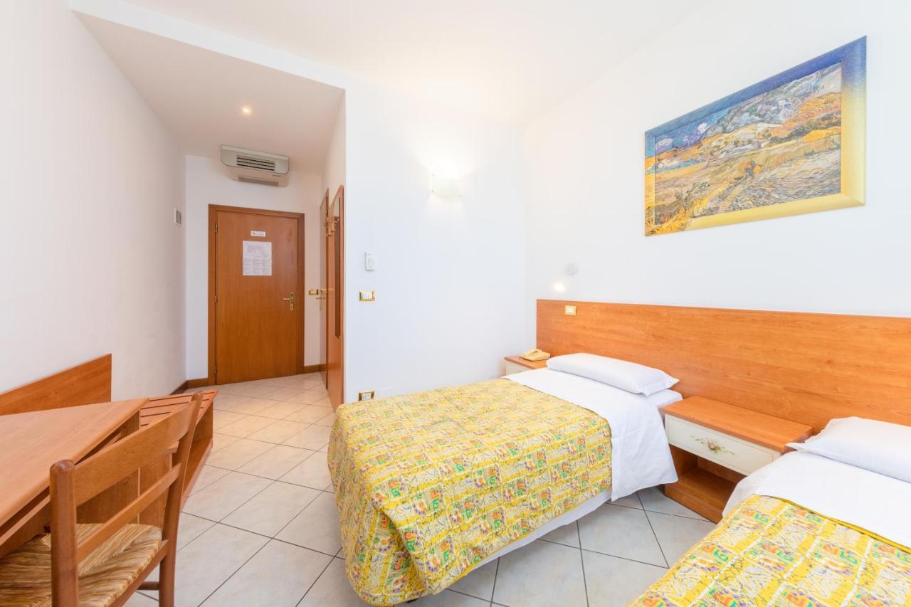 B&B New Aurora Venice Marghera Exterior photo